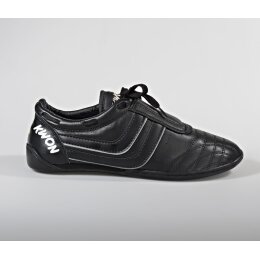 Premiere Plus Trainingsschuhe. in 2 Farben